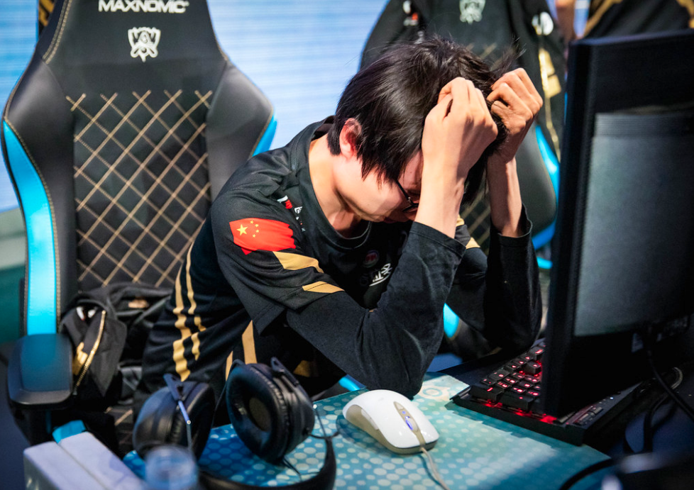 关于S赛选手赛后落泪，背后故事感人的信息