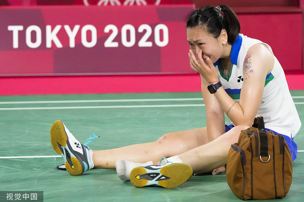 绝地求生明星选手受伤退赛,引发热议 绝地求生明星选手受伤退赛,引发热议