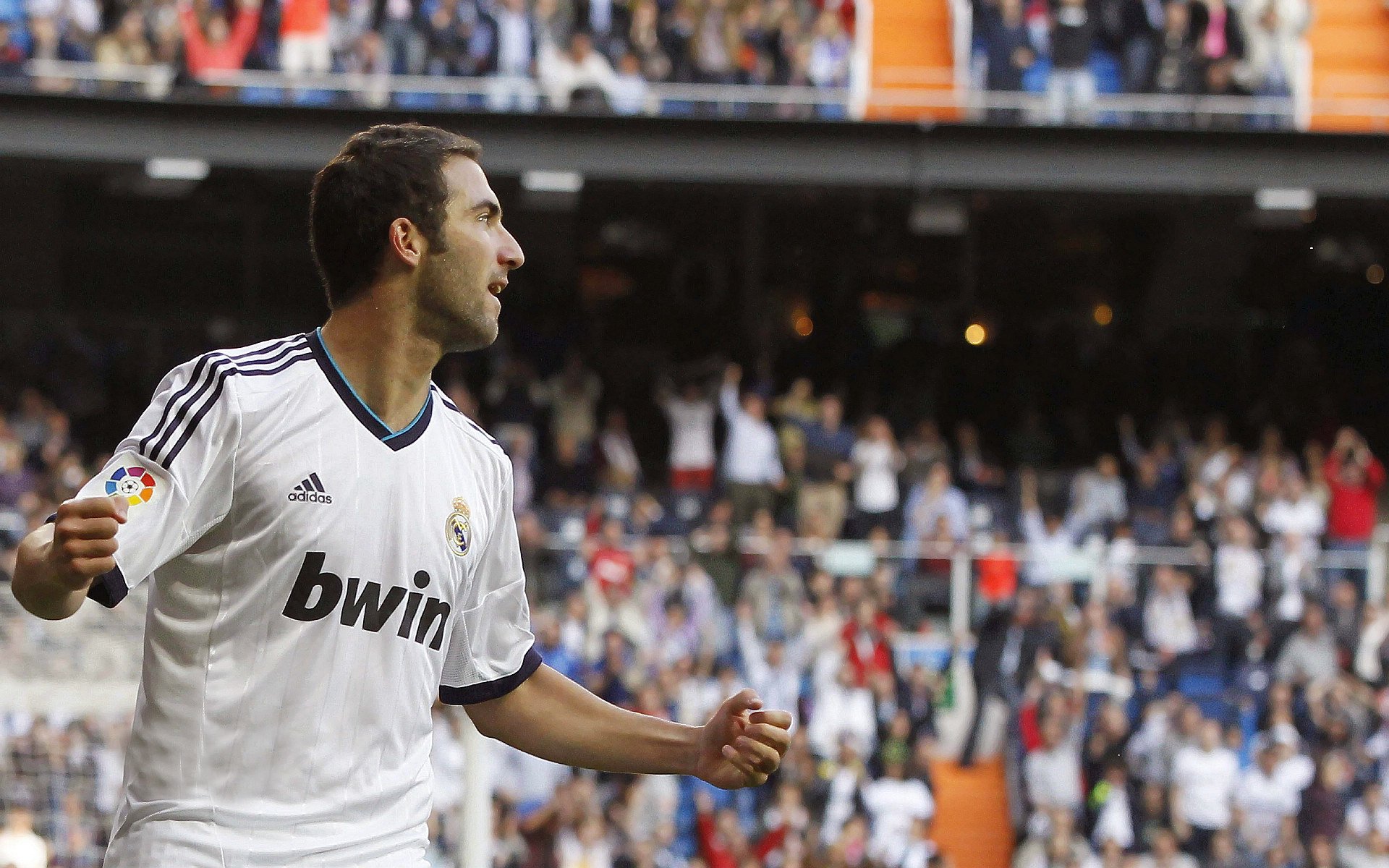 魔笛奏鸣安联夜，恩佐高光独舞，拜仁逆转书写意志史诗