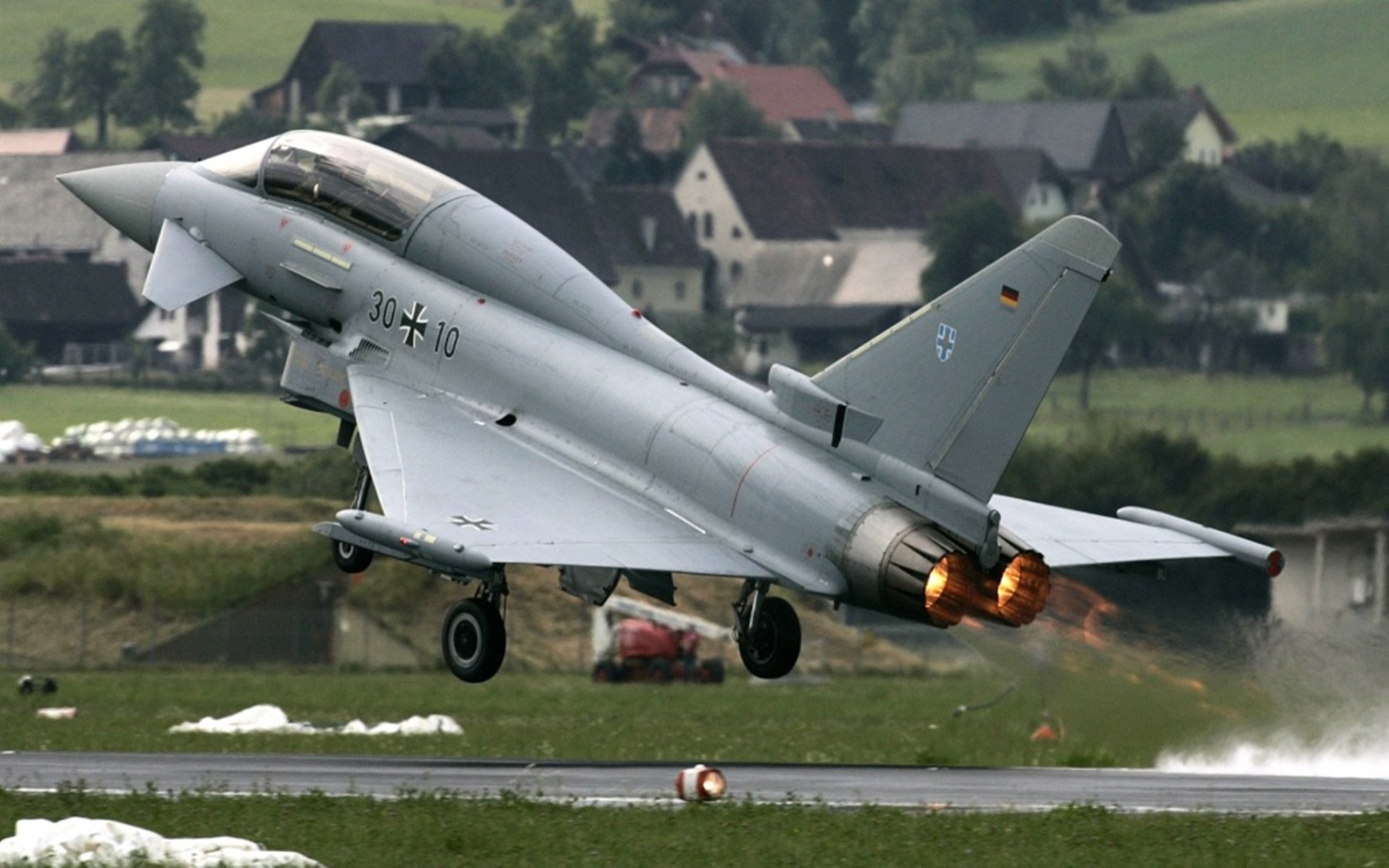 奥兰多上演篮球欧冠，魔术第四节魔法秀绞杀掘金